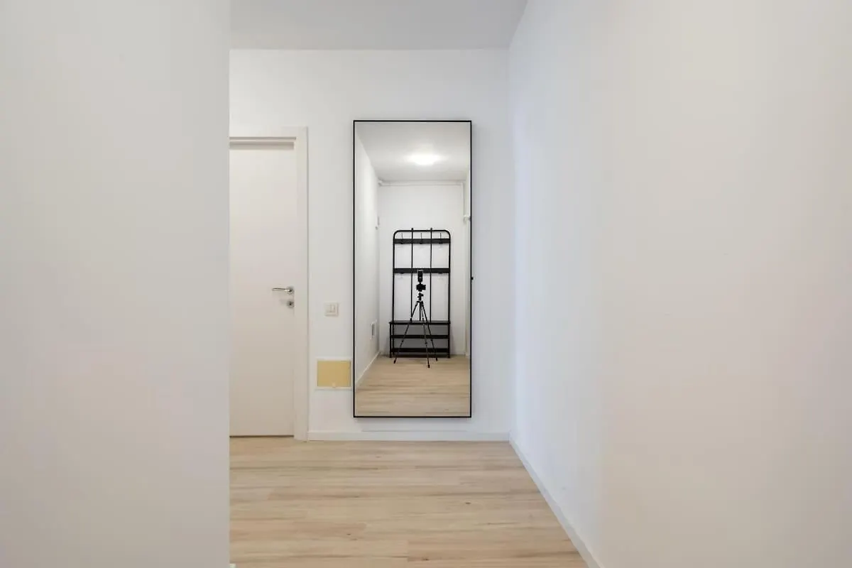 G&G Comfort Suites 2136 Bucharest Romania